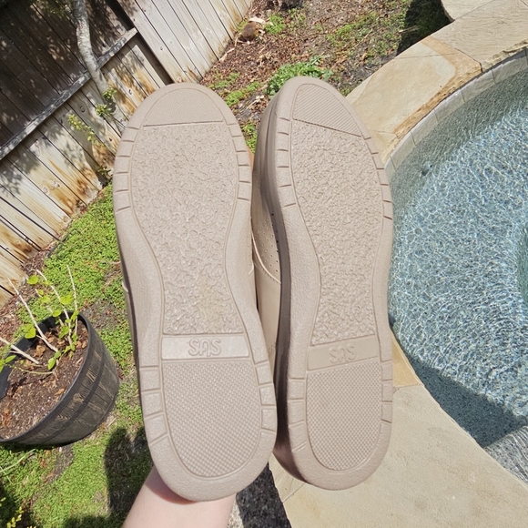 Nwot SAS Free Time (Mocha) Walking Shoe  11M - Picture 11 of 13